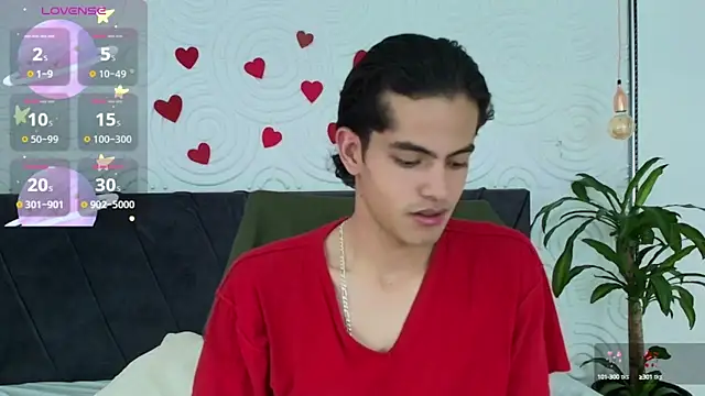 Snapshot of Maximoherrera_16 chatting on April 30, 2026, 12:34 pm Maximoherrera 16 online show from April 30, 2026, 12:34 pm