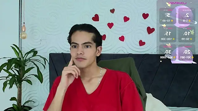 Snapshot of Maximoherrera_16 chatting on May 26, 2026, 12:14 pm Maximoherrera 16 online show from May 26, 2026, 12:14 pm