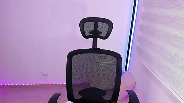 sweet Juno online show from March 28, 2026, 11:55 am