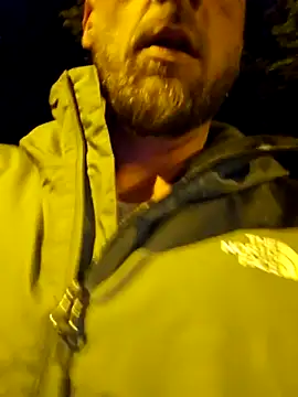 Snapshot of DearRusting chatting on May 19, 2026, 9:11 pm DearRusting online show from May 19, 2026, 9:11 pm