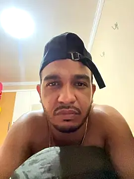 Snapshot of Lindp190194 chatting on November 20, 2025, 5:35 pm Lindp190194 online show from November 20, 2025, 5:35 pm