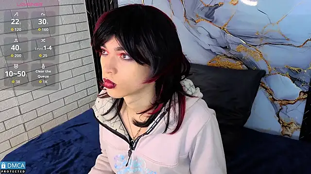 MaeveKuro online show from December 5, 2025, 3:16 am