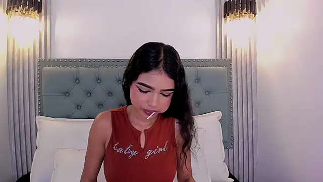 Snapshot of PaolaB_g chatting on February 28, 2025, 1:03 pm PaolaB g online show from February 28, 2025, 1:03 pm