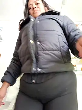 roxanasexy2025 online show from February 21, 2026, 2:19 pm