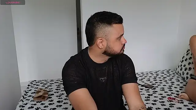 khalidferrer online show from March 2, 2025, 12:58 pm