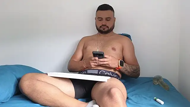 khalidferrer online show from March 3, 2025, 3:43 pm