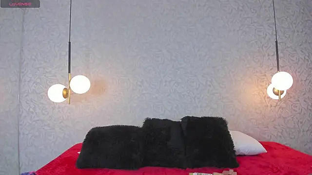 zephyra-angels online show from October 30, 2025, 4:11 am