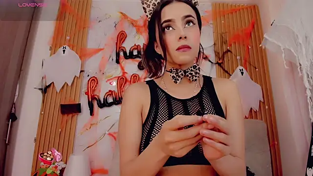 Snapshot of ValeriCardenas chatting on October 19, 2025, 12:13 am ValeriCardenas online show from October 19, 2025, 12:13 am