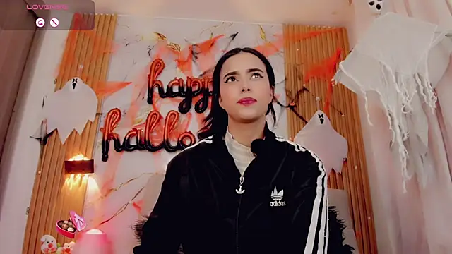 Snapshot of ValeriCardenas chatting on October 24, 2025, 1:04 am ValeriCardenas online show from October 24, 2025, 1:04 am