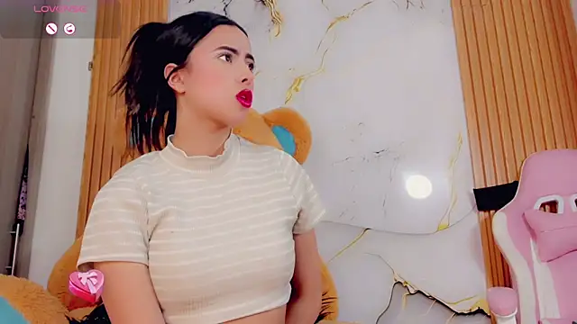 Snapshot of ValeriCardenas chatting on September 21, 2025, 12:05 am ValeriCardenas online show from September 21, 2025, 12:05 am