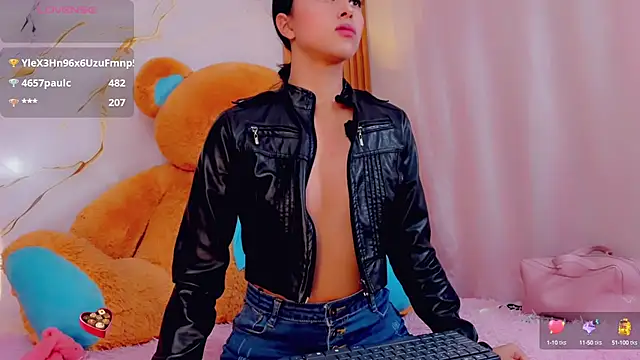 Snapshot of ValeriCardenas chatting on March 15, 2025, 12:15 am ValeriCardenas online show from March 15, 2025, 12:15 am