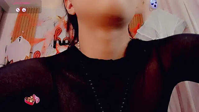 Snapshot of ValeriCardenas chatting on October 17, 2025, 1:20 am ValeriCardenas online show from October 17, 2025, 1:20 am