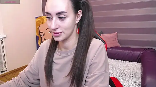 Snapshot of JenniferStone chatting on November 25, 2025, 8:47 am JenniferStone online show from November 25, 2025, 8:47 am