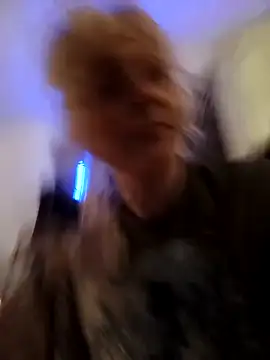 Foxxyhoneypott online show from April 23, 2026, 11:38 am