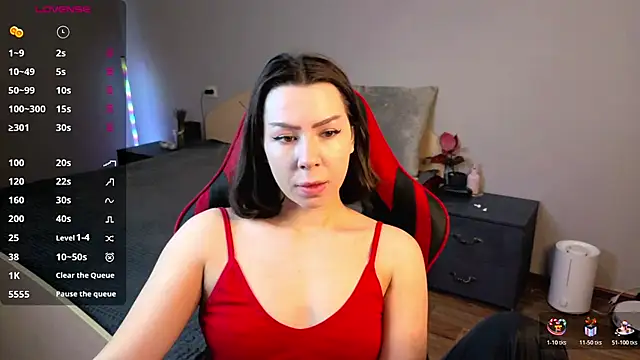 meganluss online show from February 19, 2026, 4:09 am