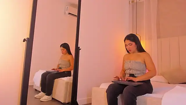 Haily b online show from March 21, 2026, 8:13 pm