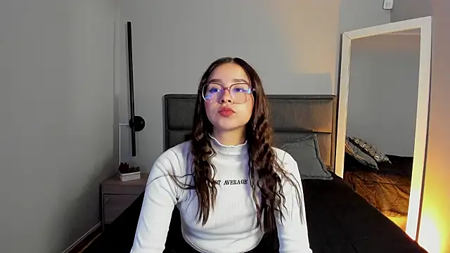 Snapshot of sweet_obsession__ chatting on February 3, 2026, 12:21 pm sweet obsession online show from February 3, 2026, 12:21 pm