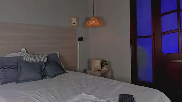 Snapshot of sweet_obsession__ chatting on September 22, 2025, 9:21 pm sweet obsession online show from September 22, 2025, 9:21 pm