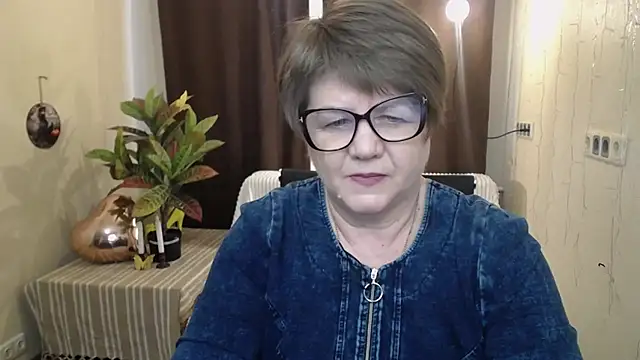 Snapshot of AurikaGrannies chatting on March 1, 2025, 7:19 am AurikaGrannies online show from March 1, 2025, 7:19 am