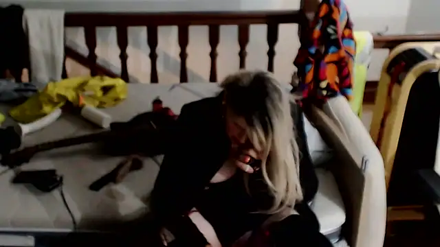 emmex671 online show from September 23, 2025, 6:09 am