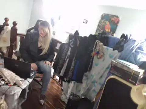 emmex671 online show from March 3, 2025, 6:20 am