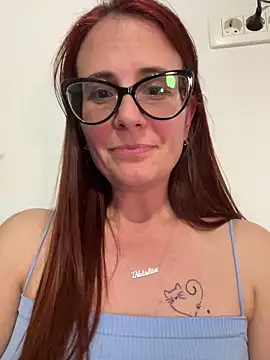 NataKitten online show from April 6, 2026, 4:52 pm