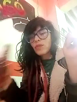 Snapshot of Ali3Martin chatting on March 14, 2025, 11:32 pm Ali3Martin online show from March 14, 2025, 11:32 pm