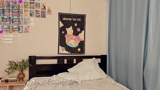 EdinaCordner online show from March 22, 2025, 12:57 pm