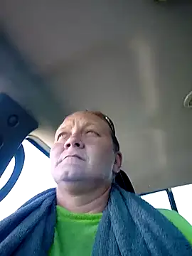 wetnwildforyou online show from September 24, 2025, 6:25 pm