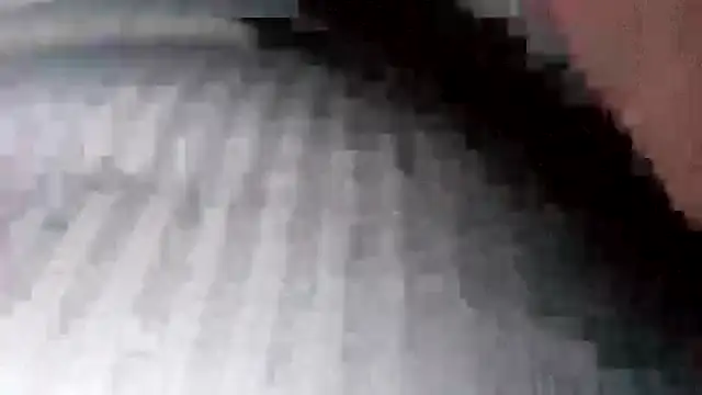 wetnwildforyou online show from October 5, 2025, 5:31 am