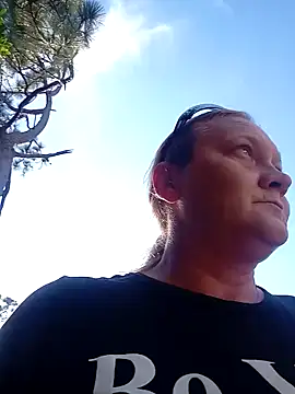 wetnwildforyou online show from November 21, 2025, 8:52 pm