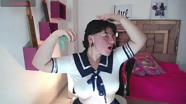 safyka online show from October 10, 2025, 9:59 pm