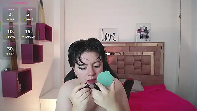 safyka online show from October 22, 2025, 2:22 am