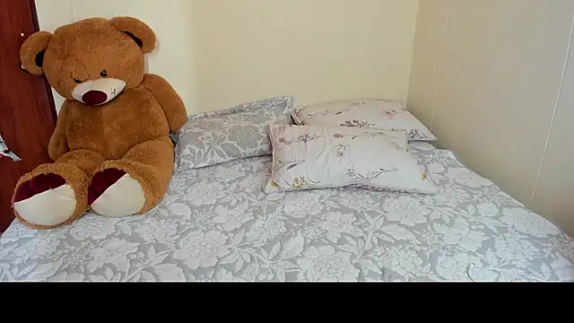 Pamela Skyangels online show from November 15, 2025, 7:29 pm