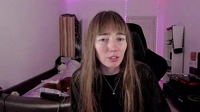 bekkawell online show from September 17, 2025, 4:42 pm