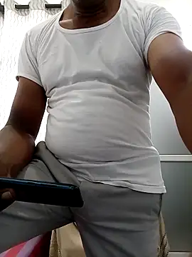 Snapshot of black77SL chatting on October 30, 2025, 10:57 am black77SL online show from October 30, 2025, 10:57 am