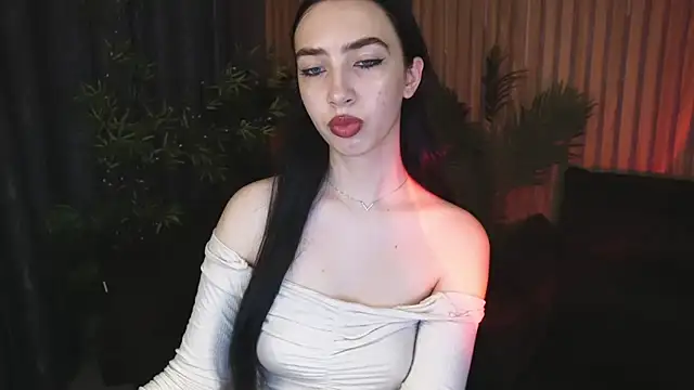 WildKittenX  online show from November 11, 2025, 6:52 am