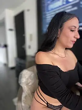 Mila LS online show from March 21, 2025, 1:34 pm