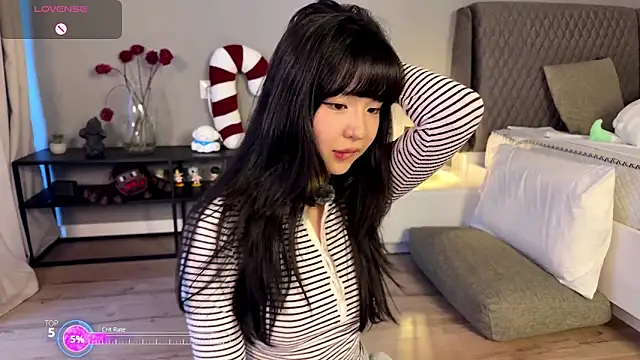 melana love online show from December 20, 2025, 11:57 am