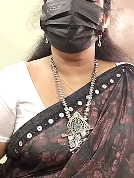 abinaya26 online show from October 2, 2025, 7:23 am