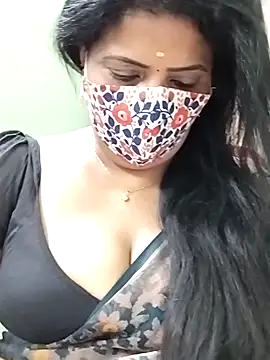 abinaya26 online show from April 16, 2026, 11:07 pm