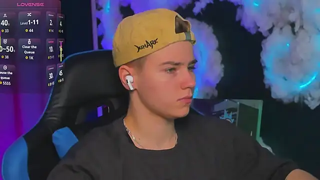 Jean Wilsons online show from December 2, 2025, 11:01 am