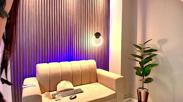 mary cute9 online show from March 20, 2025, 12:32 pm