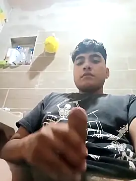 crisssalazar online show from March 18, 2025, 3:02 am