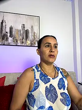 Sara Charmy online show from November 5, 2025, 11:24 am