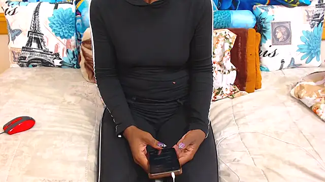 ChocolateClit online show from November 1, 2025, 10:36 pm