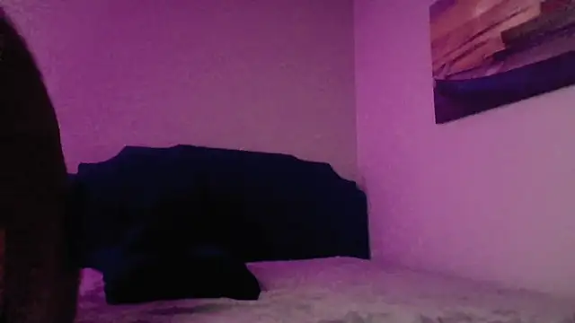 lovelyenigma365 online show from March 5, 2025, 5:40 am