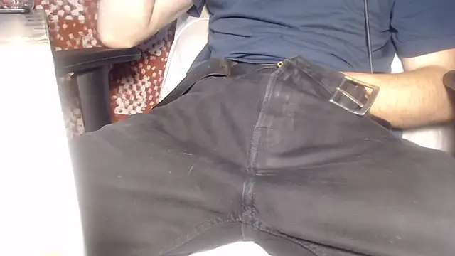 GreekDaddyNickOfficial online show from October 28, 2025, 9:14 pm