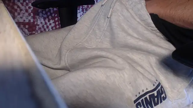 GreekDaddyNickOfficial online show from September 29, 2025, 4:30 am