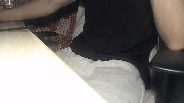 GreekDaddyNickOfficial online show from October 22, 2025, 9:46 pm